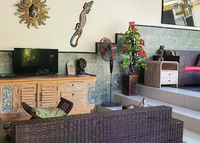 Esa Villa