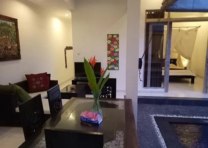 Esa Villa
