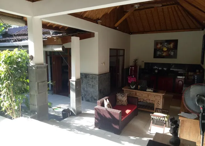 Esa Villa
